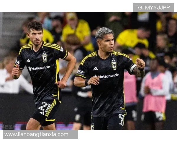 哥伦布机员与新英格兰革命的激烈对决与战术分析 哥伦布机员与新英格兰革命的激烈对决与战术分析